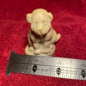 This PEARLITE MARBLECRAFT Dog is from MOMS COLLECTION!